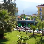 Apartment Antas Deluxe Aparts *
