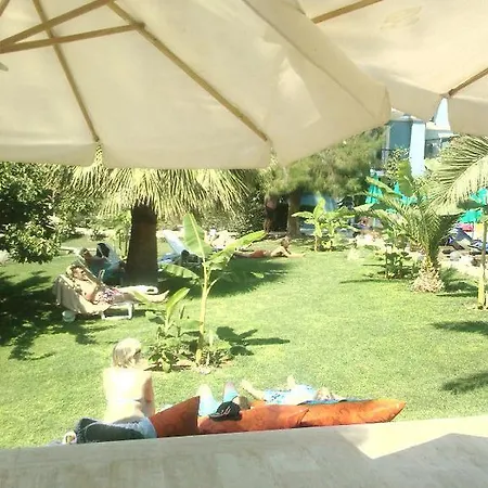 아파트 Antas Deluxe Aparts