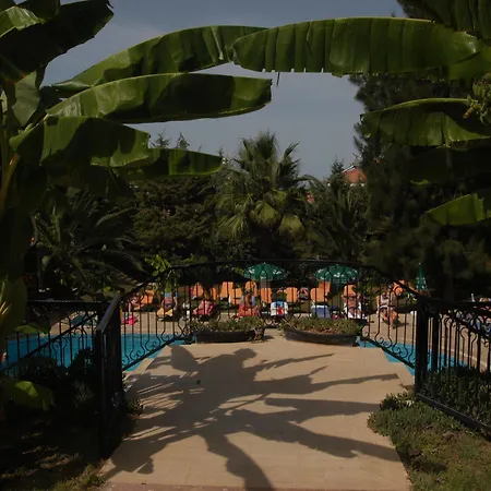 Antas Deluxe Aparts *