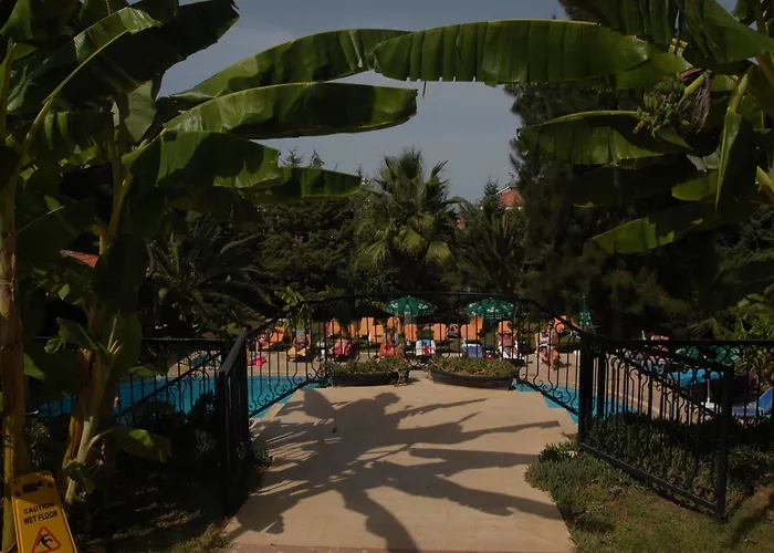 Antas Deluxe Aparts *